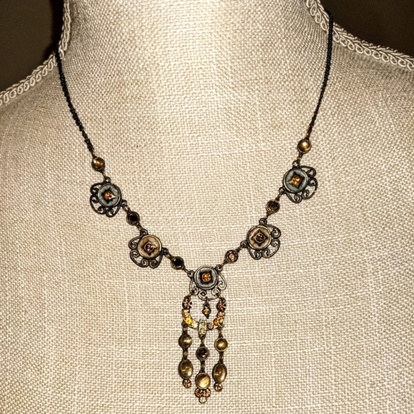 Artisan Crystal Gold Tone Necklace - Picture 1 of 3